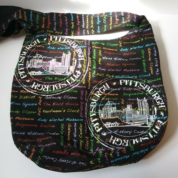 NWOT Crossbody Tote Shoulder Bag with City of Pittsburgh PA City Attractions - Picture 2 of 6